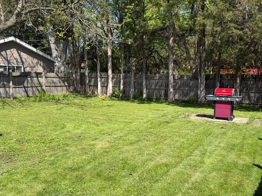 27W088 Evelyn Avenue Winfield IL 60190