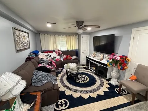 27W088 Evelyn Avenue Winfield IL 60190