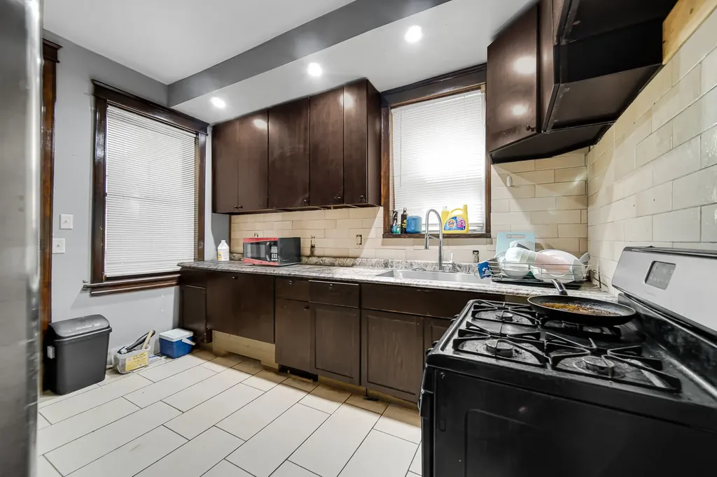 11317 South Indiana Avenue Chicago IL 60628