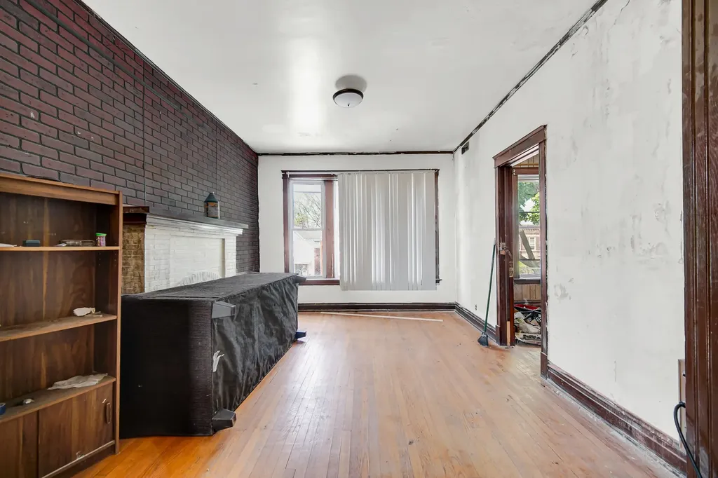 11317 South Indiana Avenue Chicago IL 60628