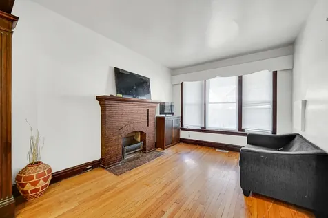 11317 South Indiana Avenue Chicago IL 60628