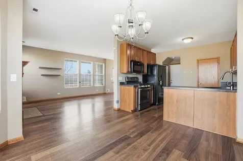 1008 Heron Circle Joliet IL 60431
