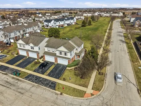 1008 Heron Circle Joliet IL 60431