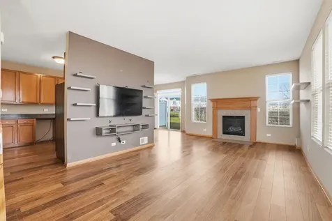 1008 Heron Circle Joliet IL 60431