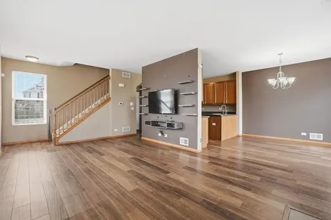 1008 Heron Circle Joliet IL 60431