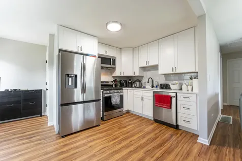 404 East Lincoln Avenue Glendale Heights IL 60139