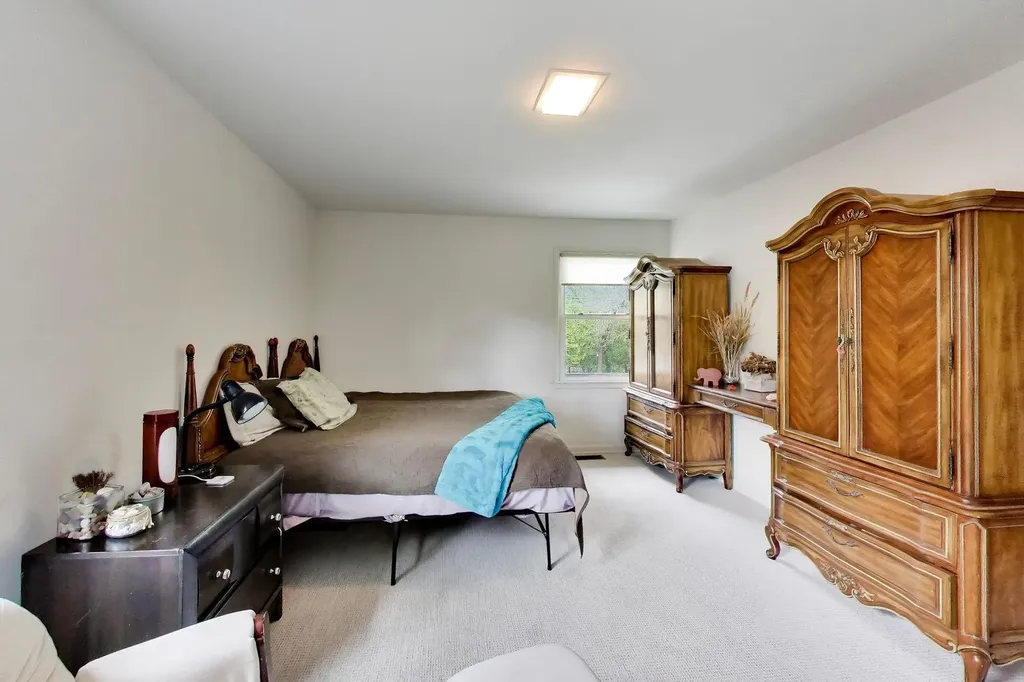 4050 Church Street Skokie IL 60076