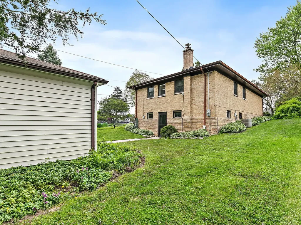 23509 North Garden Lane Lake Zurich IL 60047