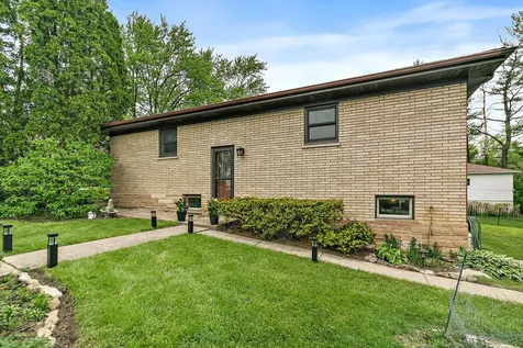 23509 North Garden Lane Lake Zurich IL 60047