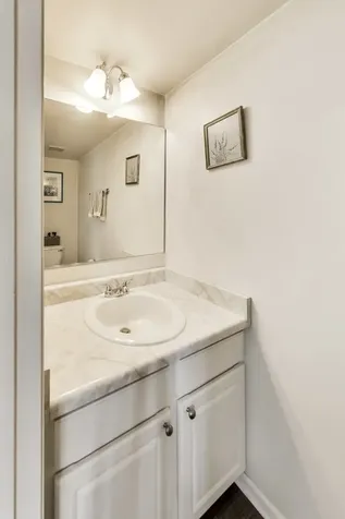 903 Sheridan Circle Naperville IL 60563