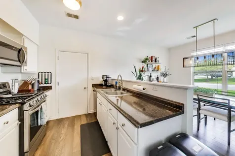 903 Sheridan Circle Naperville IL 60563