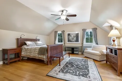 227 Miraflores Avenue Waukegan IL 60087
