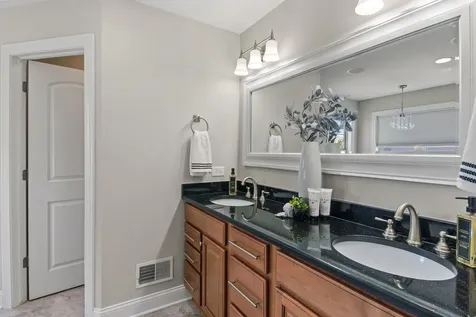 3686 Bellamere Lane Elgin IL 60124