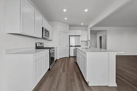 290 Snowdrop Lane Elgin IL 60124