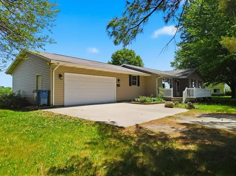 6740 Albany Road Erie IL 61250