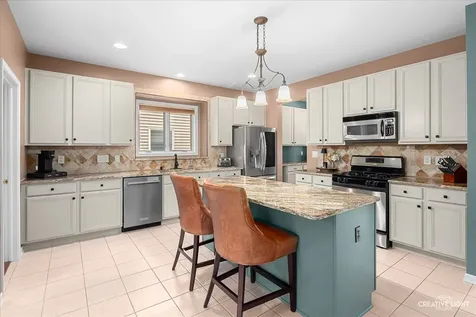 0N408 Eldon Drive N Geneva IL 60134