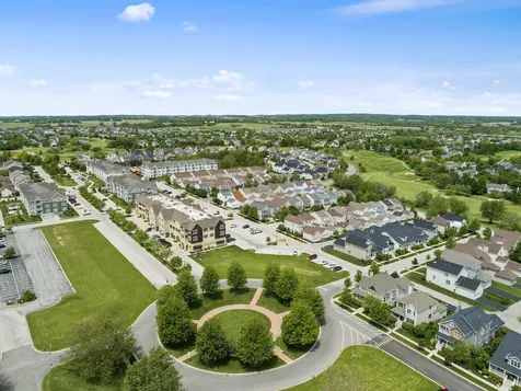 0N408 Eldon Drive N Geneva IL 60134