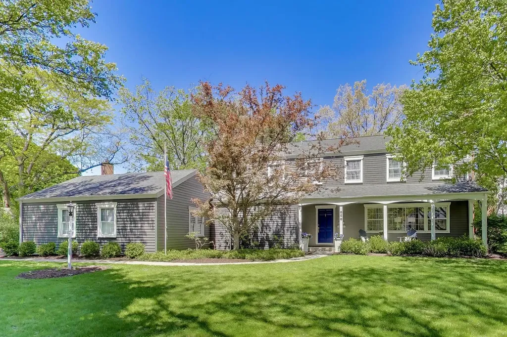 858 Woodbine Lane Northbrook IL 60062