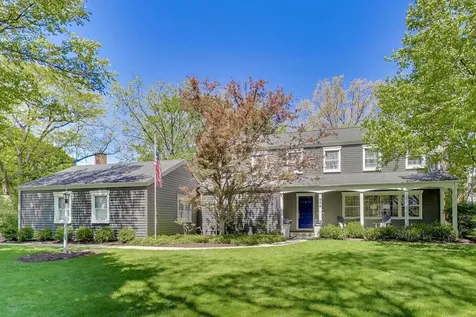 858 Woodbine Lane Northbrook IL 60062