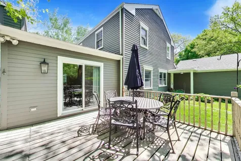 858 Woodbine Lane Northbrook IL 60062