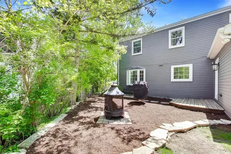 858 Woodbine Lane Northbrook IL 60062