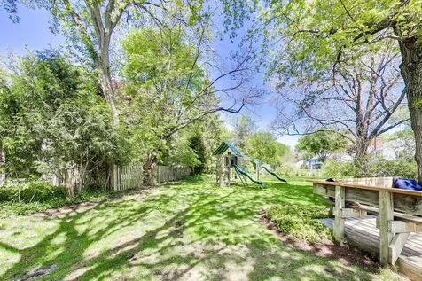 858 Woodbine Lane Northbrook IL 60062