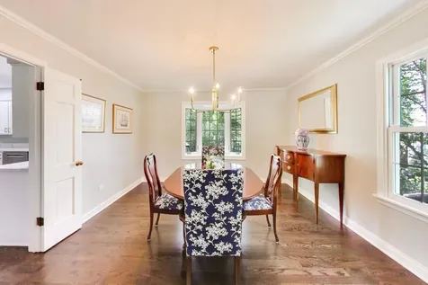 858 Woodbine Lane Northbrook IL 60062