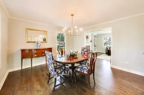 858 Woodbine Lane Northbrook IL 60062