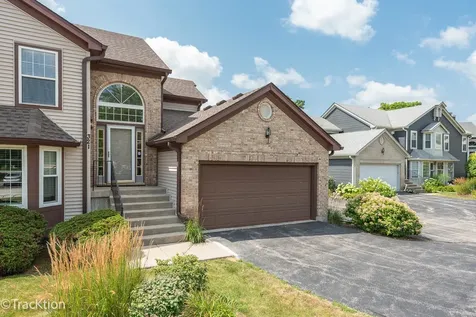321 Kresswood Drive West Chicago IL 60185