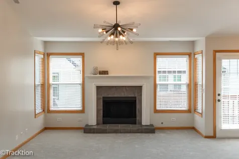 321 Kresswood Drive West Chicago IL 60185