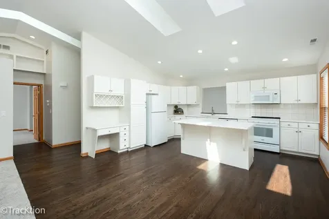 321 Kresswood Drive West Chicago IL 60185