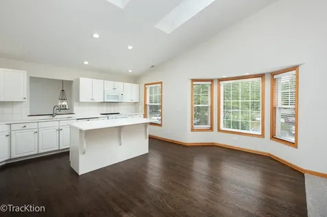 321 Kresswood Drive West Chicago IL 60185