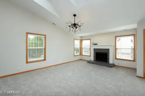 321 Kresswood Drive West Chicago IL 60185