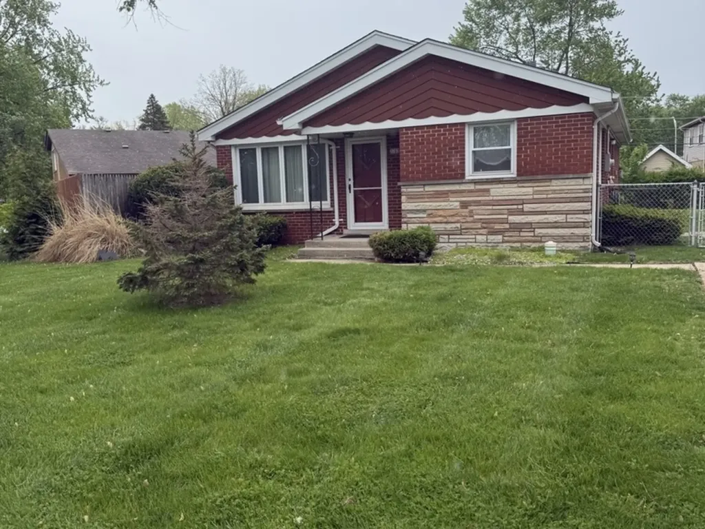 3763 153RD Street Midlothian IL 60445