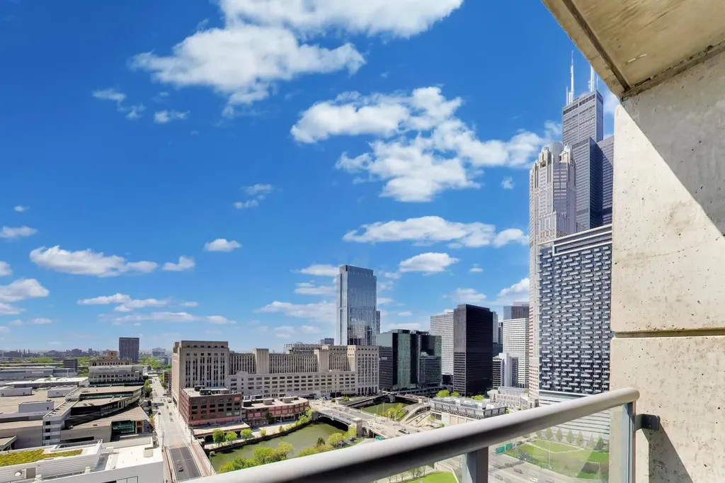 611 South Wells Street Chicago IL 60607