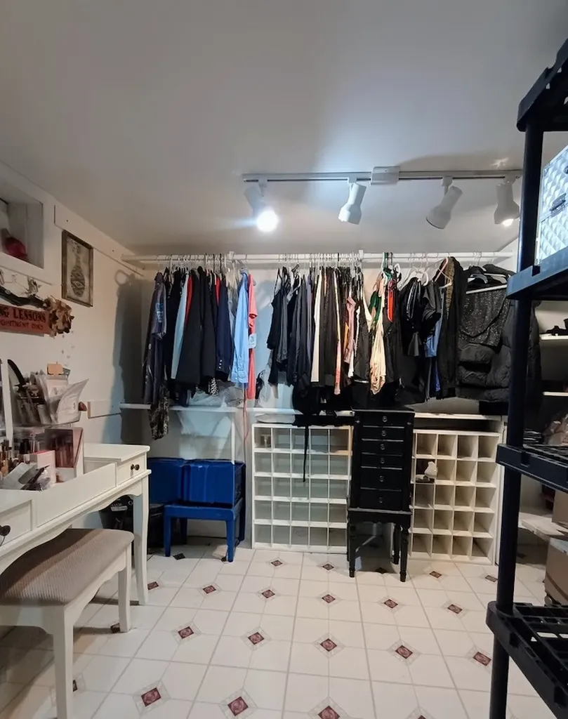 3905 North Odell Avenue Chicago IL 60634