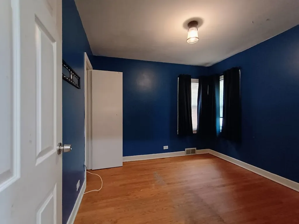 3905 North Odell Avenue Chicago IL 60634