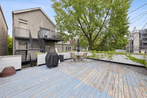 3728 North Kenmore Avenue Chicago IL 60613