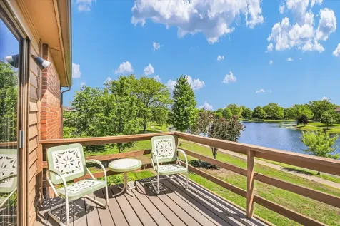 2108 Sunview Drive Champaign IL 61821