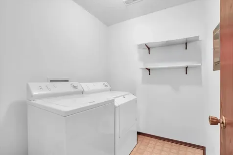 2108 Sunview Drive Champaign IL 61821