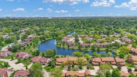 2108 Sunview Drive Champaign IL 61821