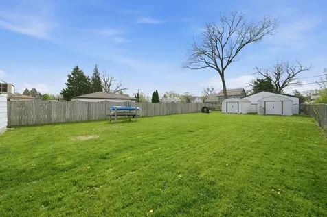 10443 West Medill Avenue Melrose Park IL 60164