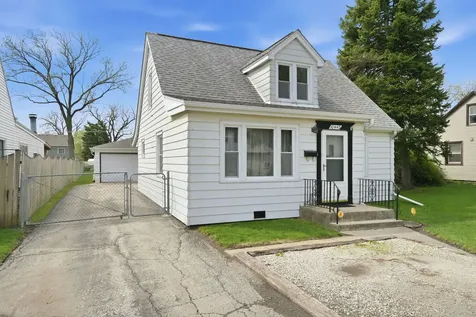 10443 West Medill Avenue Melrose Park IL 60164