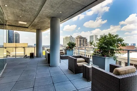 303 West Ohio Street Chicago IL 60654