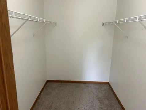727 Elm Lane Woodstock IL 60098