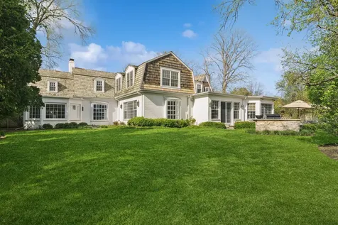 986 Brittany Road Highland Park IL 60035