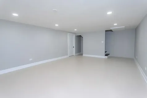8800 Dee Road Des Plaines IL 60016