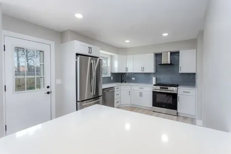 8800 Dee Road Des Plaines IL 60016