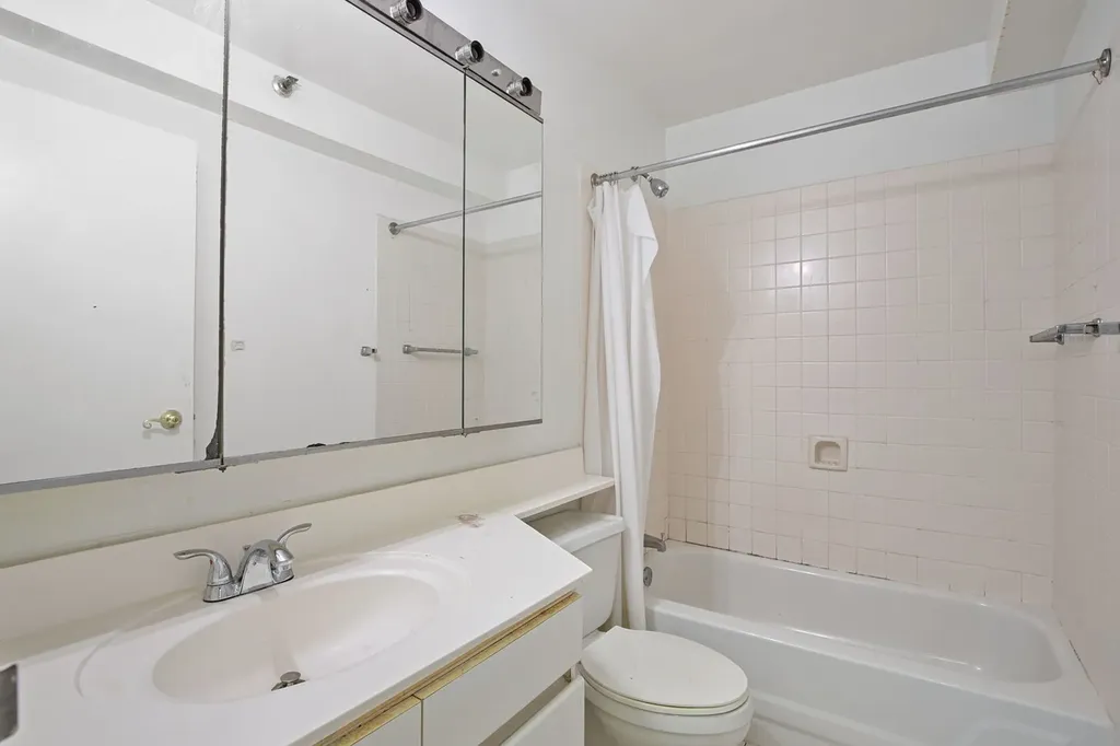440 North Wabash Avenue Chicago IL 60611
