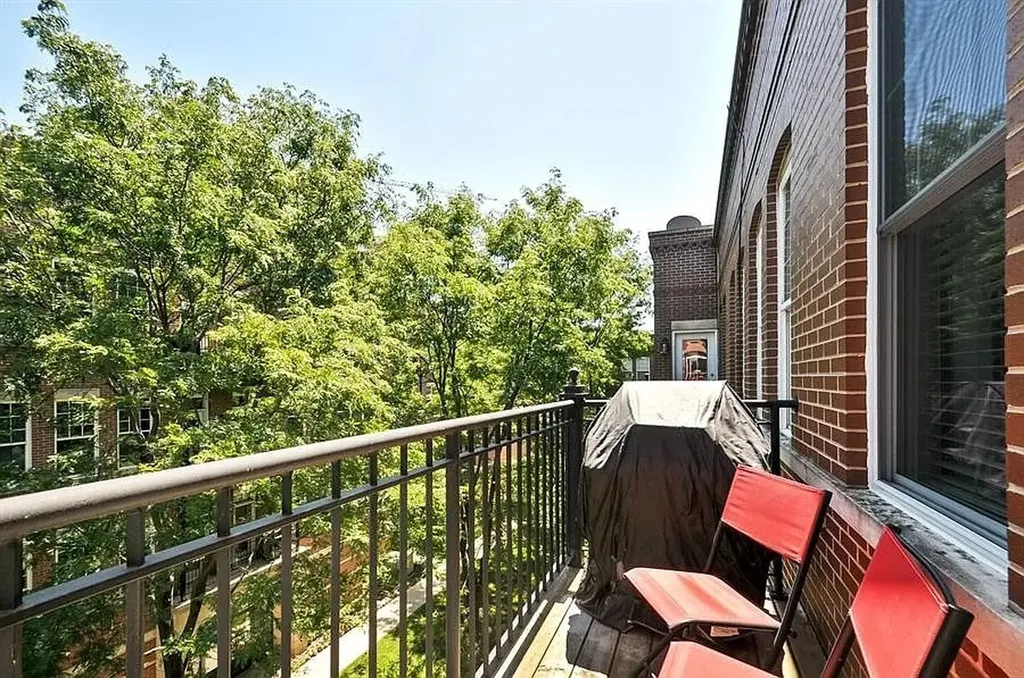 301 West Scott Street Chicago IL 60610